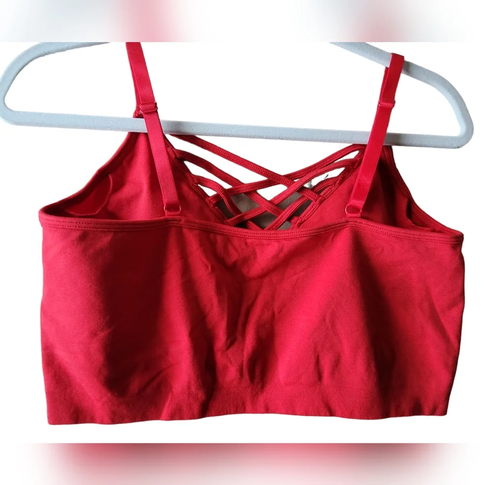 NEW🌷Zenana☆PLUS SIZE☆ V-Lattice Bralette Sports Bra RED